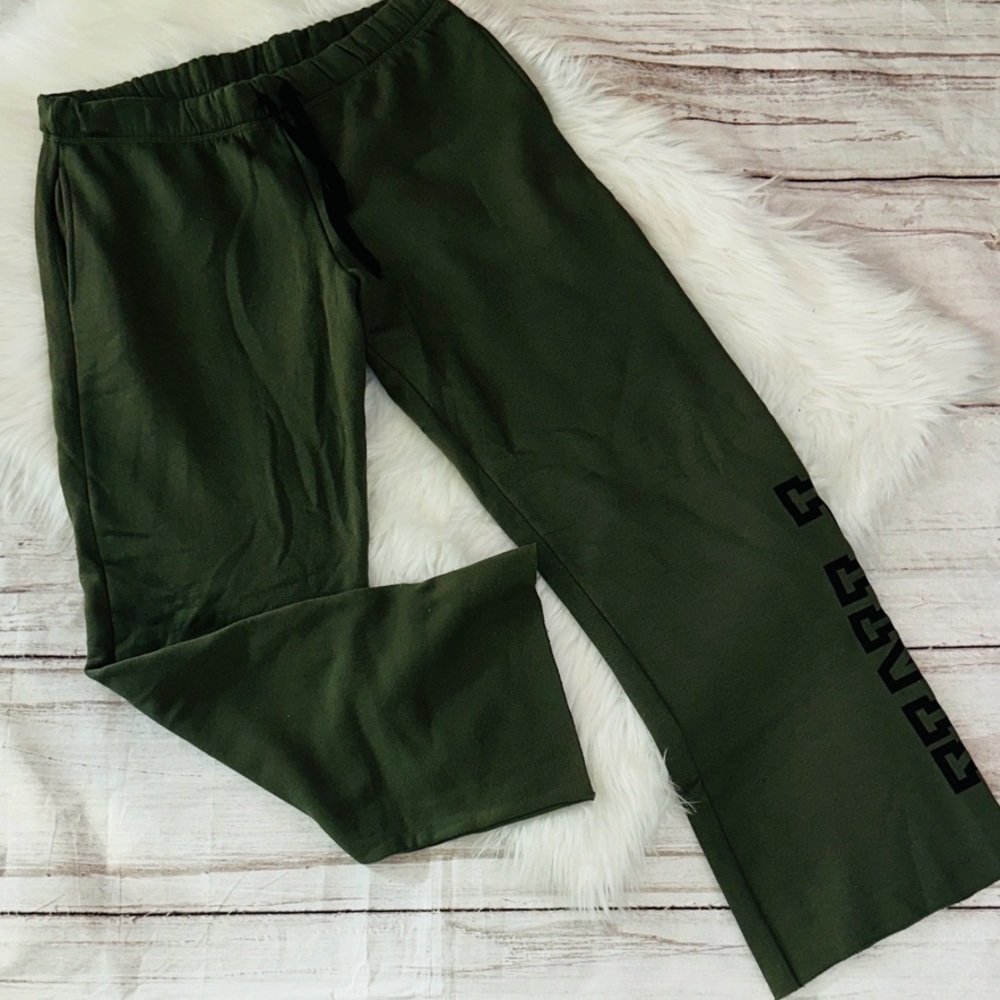 Pink Victoria’s Secret Fleece Sweat Pants Size Small